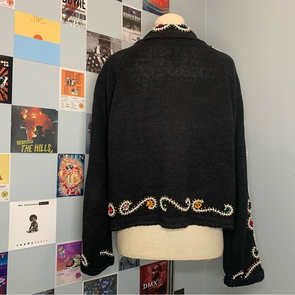 Vintage Cropped Sweater for Christmas Winter Holiday from the 90s - Picture 5 of 12